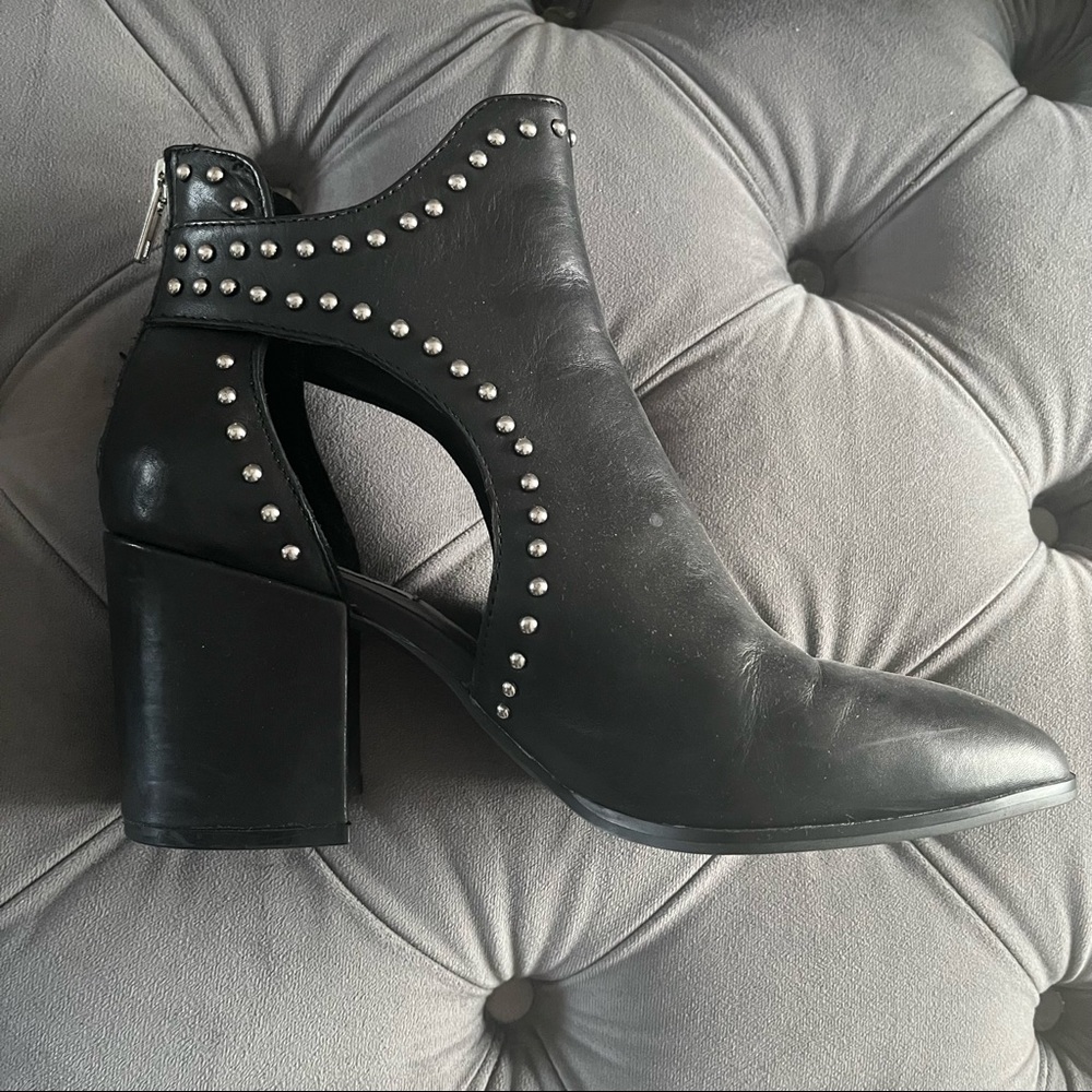 Steve Madden Bootie
